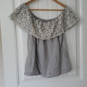 Blue Rain Off the Shoulders Top. SIZE XS.